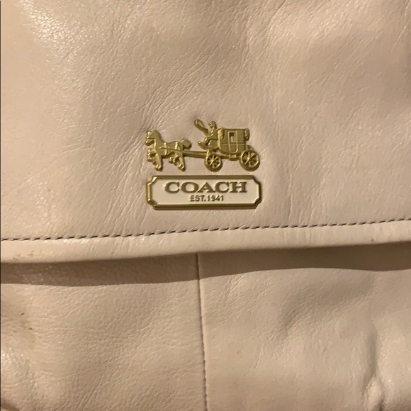 Cream COACH satchel with handles and strap - Picture 2 of 8